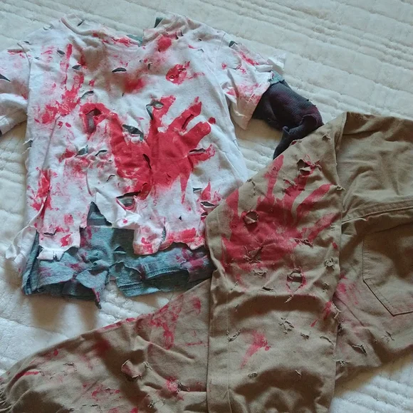 SIZE 4-5: Zombie Halloween Costume - Picture 9 of 9